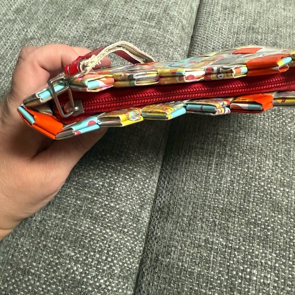 Candy Wrapper - Woven Clutch / Purse - Multicolor RECYCLED Paper Handmade - Picture 4 of 8